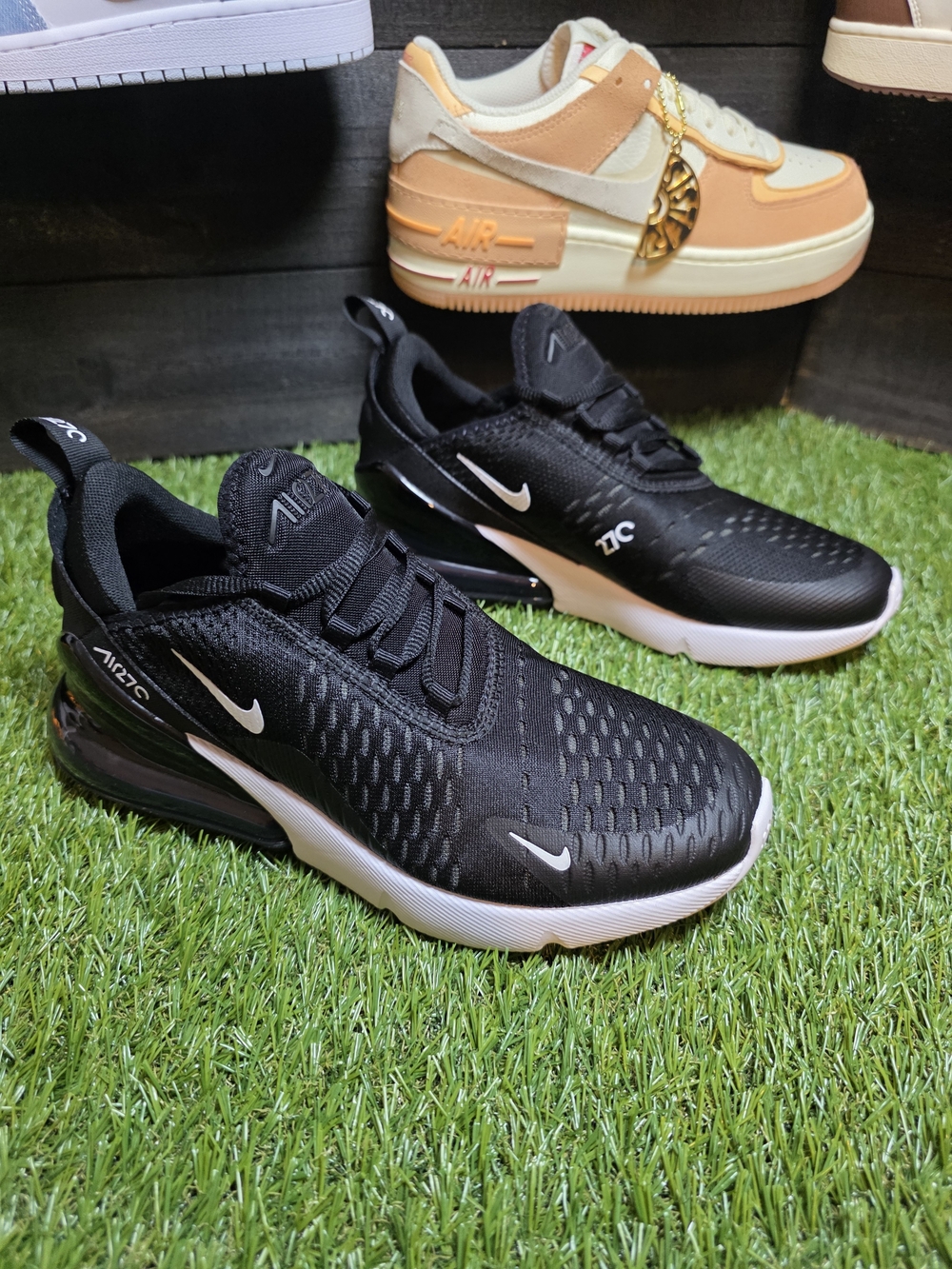 Nike Air Max 270 Youth Running Shoes - Black/White